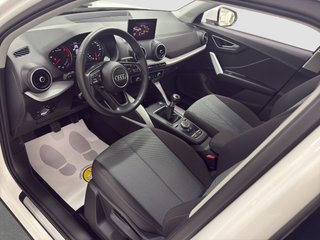 Audi Q2 Design 30 TDI 115 c.v / 18.000 Kms