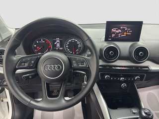 Audi Q2 Design 30 TDI 115 c.v / 18.000 Kms