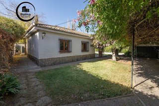 Chalet en venta en Ogíjares