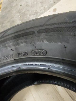 Neumático Kumho 215/65 R16C