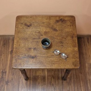 Mesa y Silla Roja Metal Madera