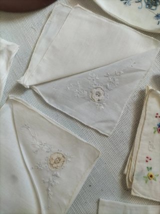 Pañuelos antiguos bordados virgen dolorosa