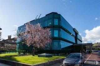 Oficina en alquiler en La Florida - El Plantío en Madrid
