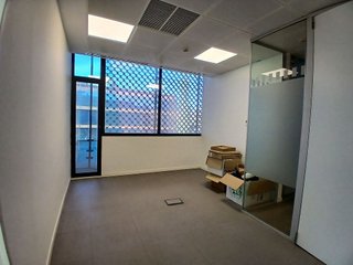 Oficina en alquiler en La Florida - El Plantío en Madrid