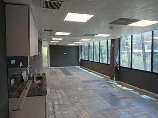 Oficina en alquiler en La Florida - El Plantío en Madrid