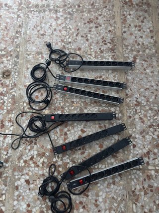 Regleta de 6 y 8 enchufes con interruptor
