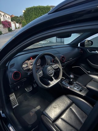 AUDI RS3 2019