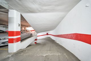 Garaje en venta en Centro - Sagrario en Granada