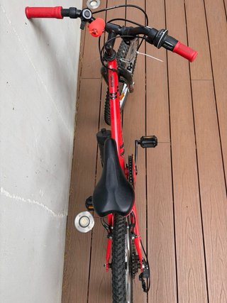 Bicicleta infantil B'TWIN roja