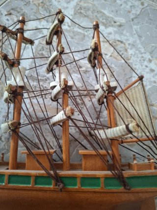 Maqueta barco velero clásico madera