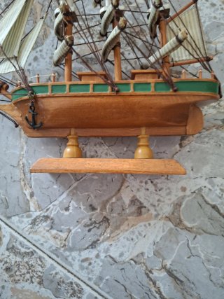Maqueta barco velero clásico madera