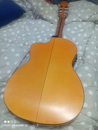 GUITARRA ESPAÑOLA