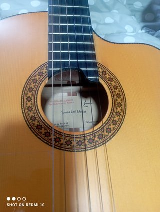 GUITARRA ESPAÑOLA