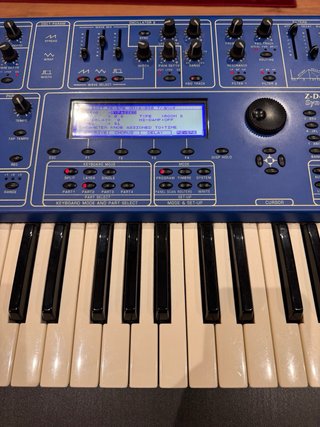 Sintetizador Oberheim OB12