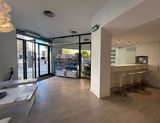 Local comercial en alquiler en Ensanche en Pamplona