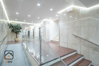 Oficina en alquiler en San Matías - Realejo en Granada