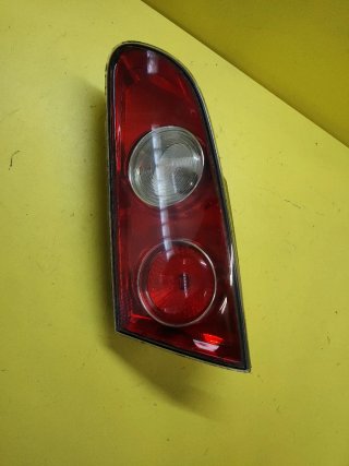PILOTO TRASERO DERECHO PORTON SEAT IBIZA 6L (ROJO)
