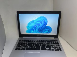 Ordenador portátil Asus r553l
