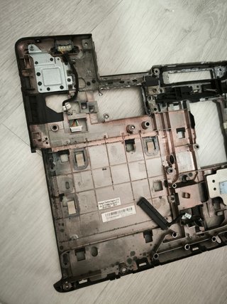 Carcassa inferiore HP 650 G1 + Vari pezzi