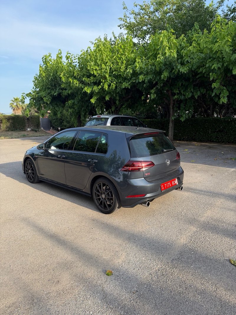 Volkswagen Golf 2019, foto 2
