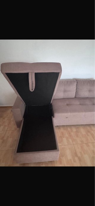 Divano Letto Grande Beige con Spazio di Archiviazione