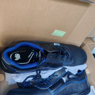 Zapatos de seguridad nuevos Talla 44
