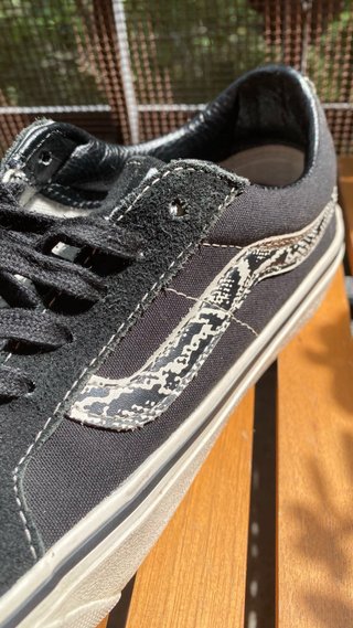 Zapatillas Vans Sk8-Hi negras con estampado