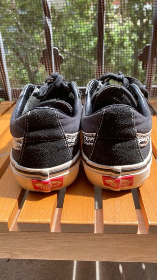 Zapatillas Vans Sk8-Hi negras con estampado