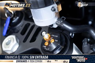 YAMAHA YAMAHA R1 *POCOS KMS* CUPULA*MATRICULADA EN EL 2025*