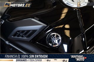 YAMAHA YAMAHA R1 *POCOS KMS* CUPULA*MATRICULADA EN EL 2025*