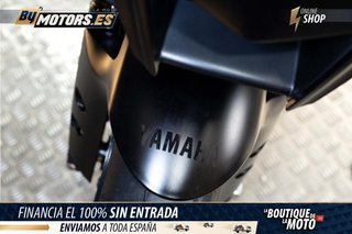 YAMAHA YAMAHA R1 *POCOS KMS* CUPULA*MATRICULADA EN EL 2025*