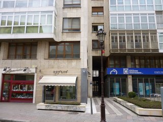 Oficina en venta en Antigua Estación FFCC - San Agustín en Burgos
