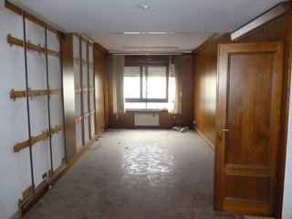 Oficina en venta en Antigua Estación FFCC - San Agustín en Burgos