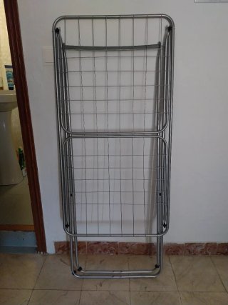Tendedero plegable metálico