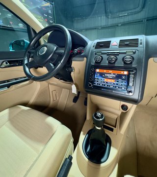 VOLKSWAGEN Touran 2.0 TDI ADVANCE 140Cv