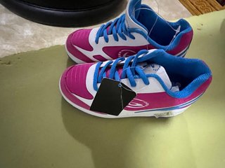 Zapatillas con Rueda Niña Talla 30