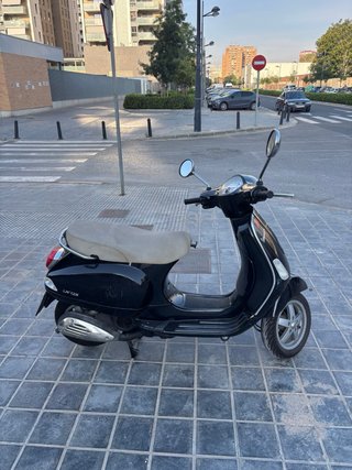 Vespa LX 125