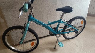 Bicicleta infantil azul