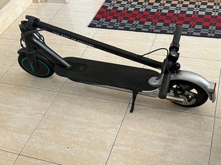 Patinete Eléctrico Negro