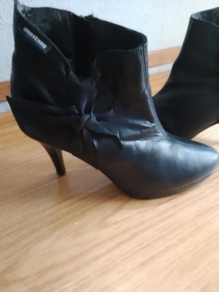 Botines Mustang Piel Negros