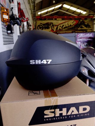 Baúl moto SHAD SH47 Negro