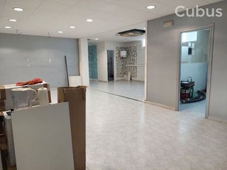 Local comercial en venta en Olot