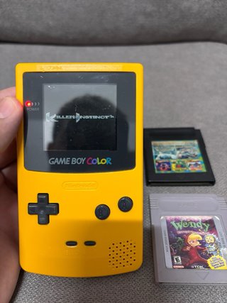 Nintendo Game Boy Color Amarillo