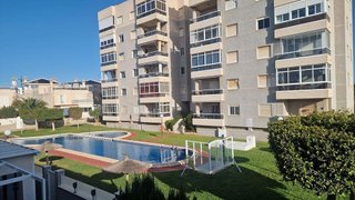 Casa adosada en venta en Nueva Torrevieja - Aguas Nuevas en Torrevieja