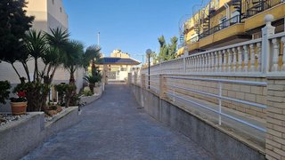 Casa adosada en venta en Nueva Torrevieja - Aguas Nuevas en Torrevieja