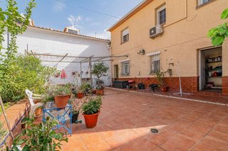 Chalet en venta en Ogíjares