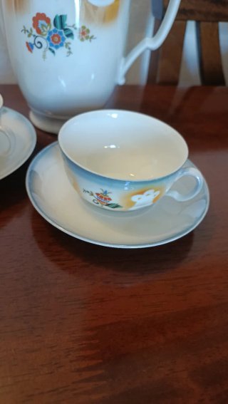 Set Tazze e Piattini Vintage Decorati