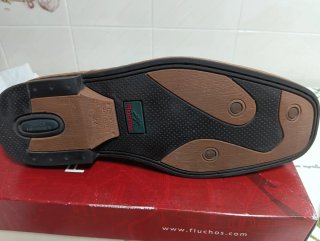 Zapatos Fluchos Hombre color Camel