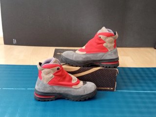 Botas Salomon Adventure 7 T40 Vintage