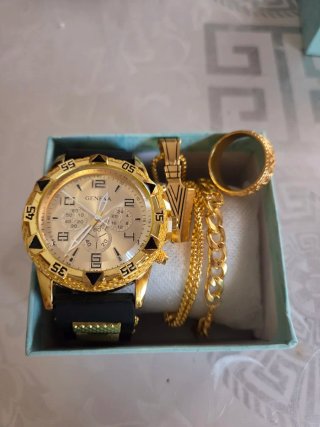Reloj Geneva Dorado y Negro